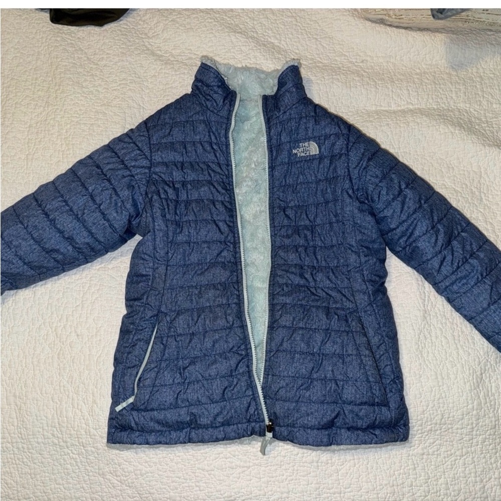 The North Face girls XL Navy Puffer Jacket REVERSIBLE to fuzzy teal jacket
